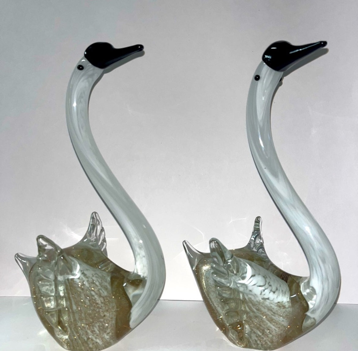 Hand-Made Home Design Art Glass Swans - Finest Antique