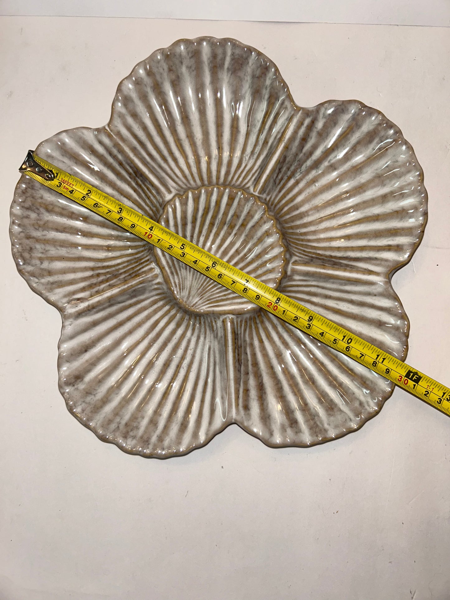 Vintage Unique Ceramic Glazed Oyster Plate -5 Well
Scalloped Shell Design (12”)