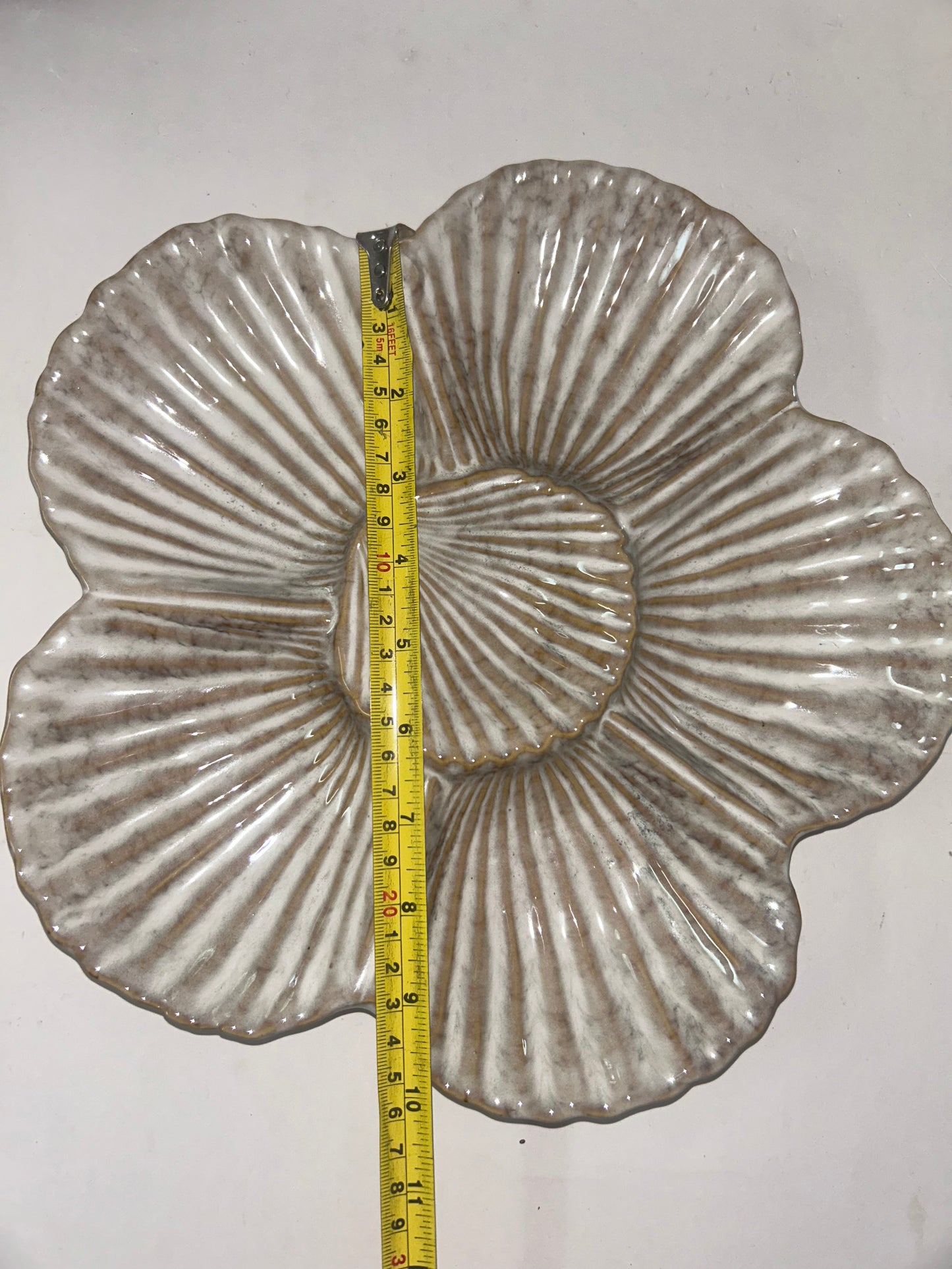 Vintage Unique Ceramic Glazed Oyster Plate -5 Well
Scalloped Shell Design (12”)
