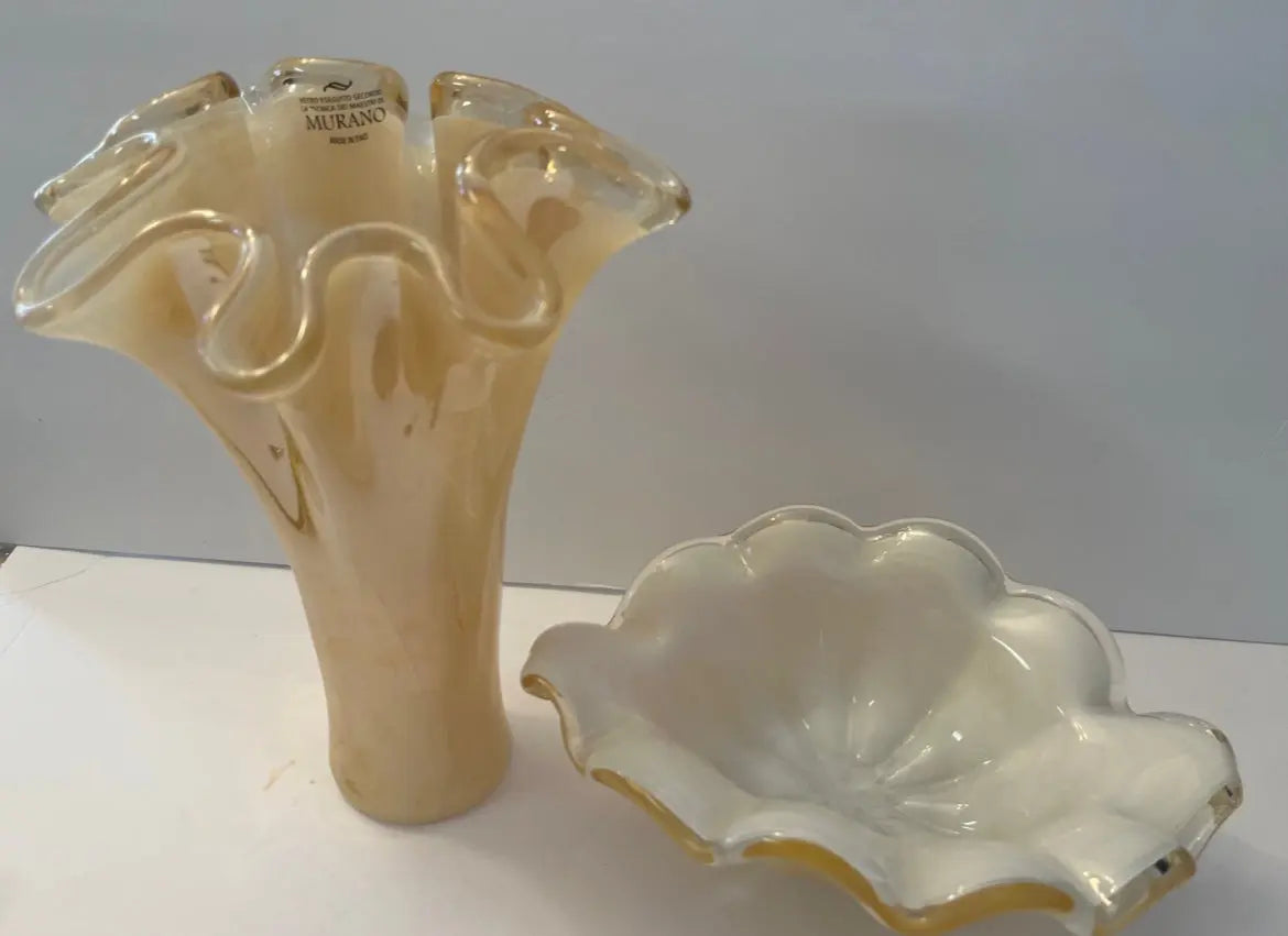 Murano Italian Hand-Blown Ruffled Vase and Centerpiece Dish Set - Finest Antique