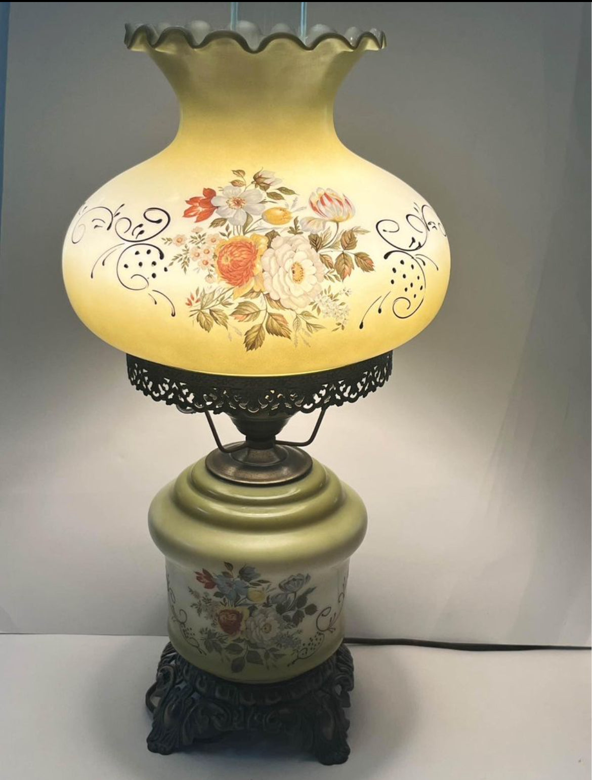Vintage Green Floral Hurricane GWTW by Accurate Casting Green Table Lamp - Finest Antique