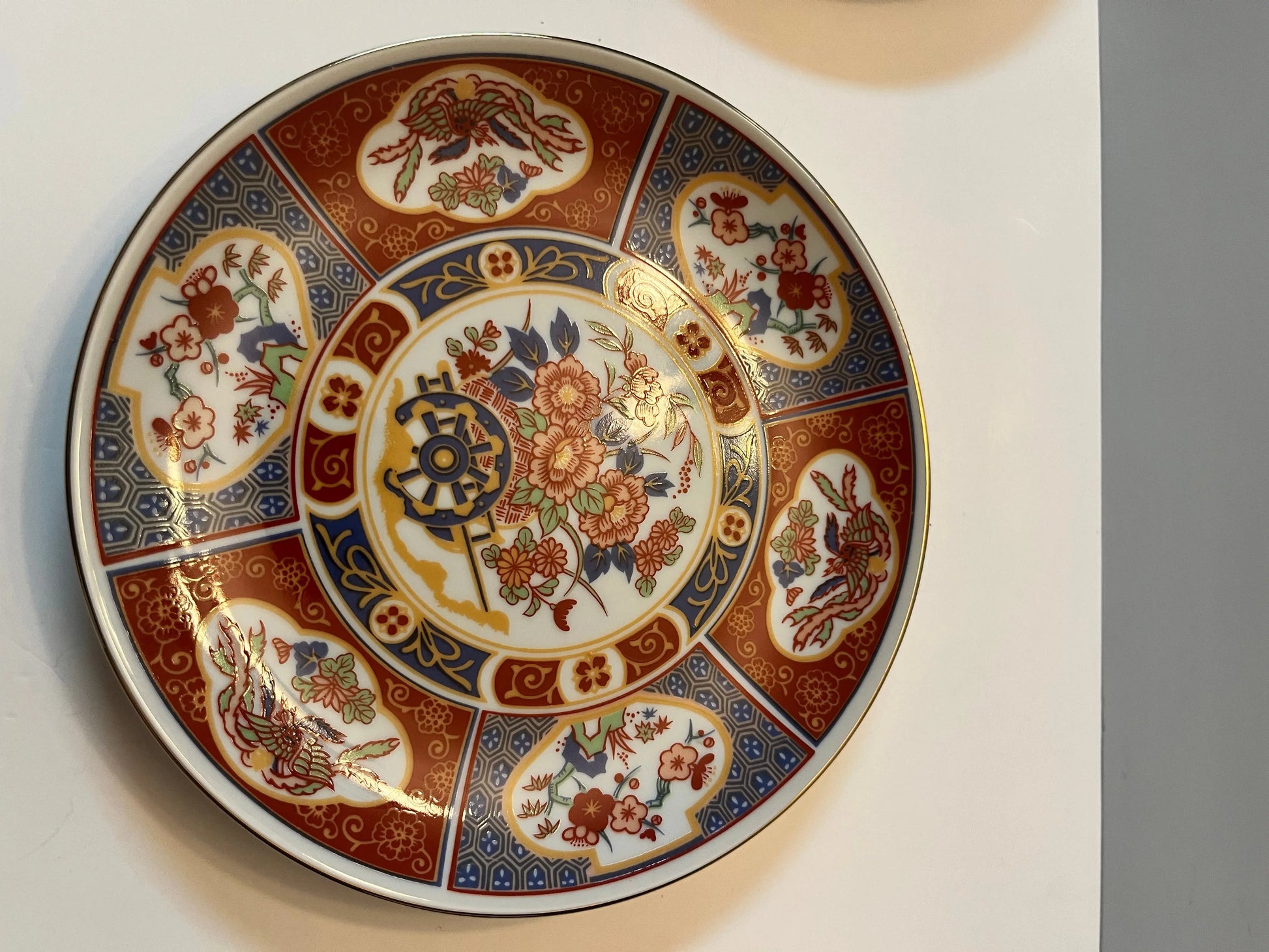 Vintage Japanese Imari-Inspired Porcelain Plates - Finest Antique