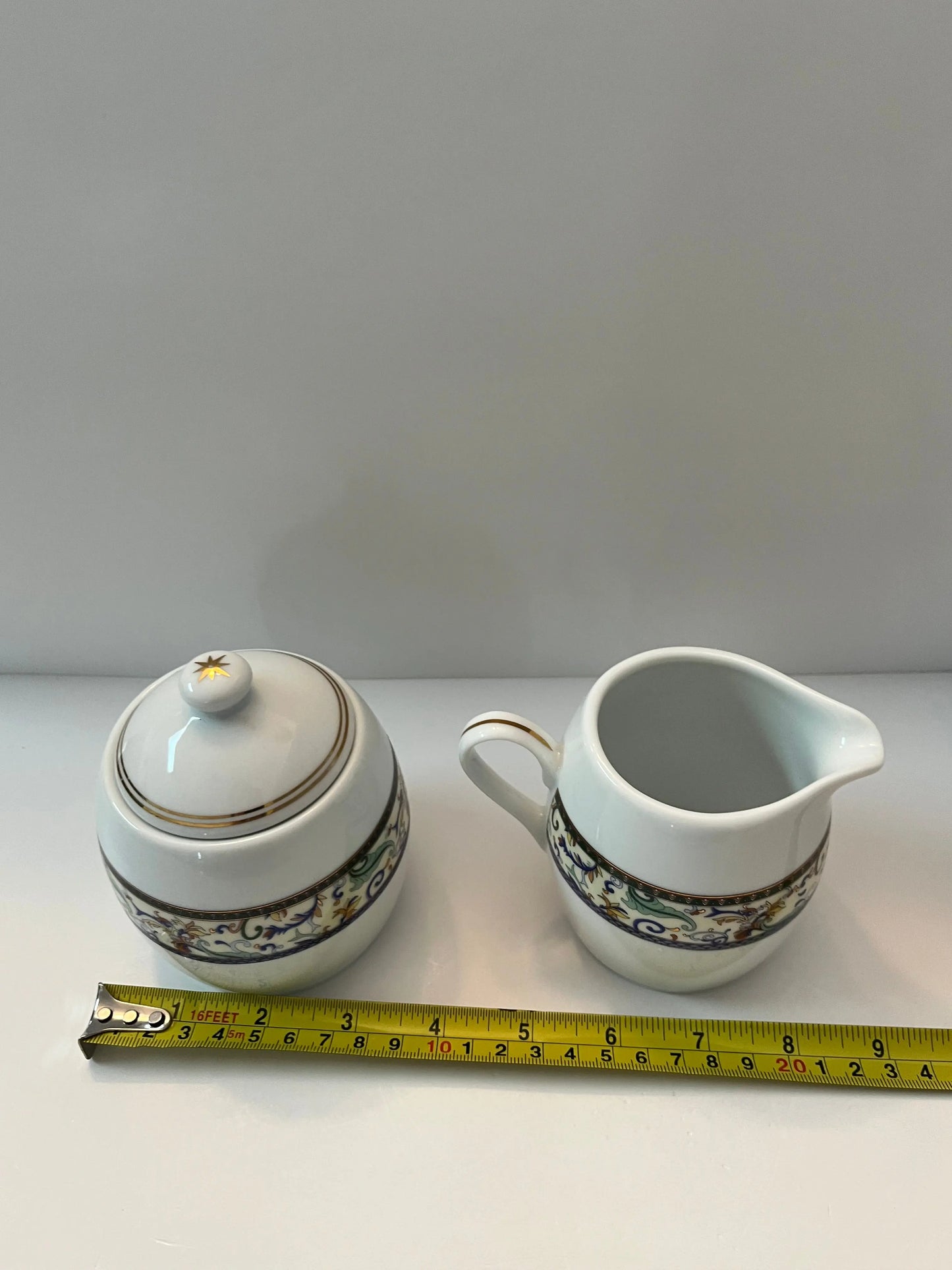 W-Regal Lidded Coffee and Tea Set - Finest Antique