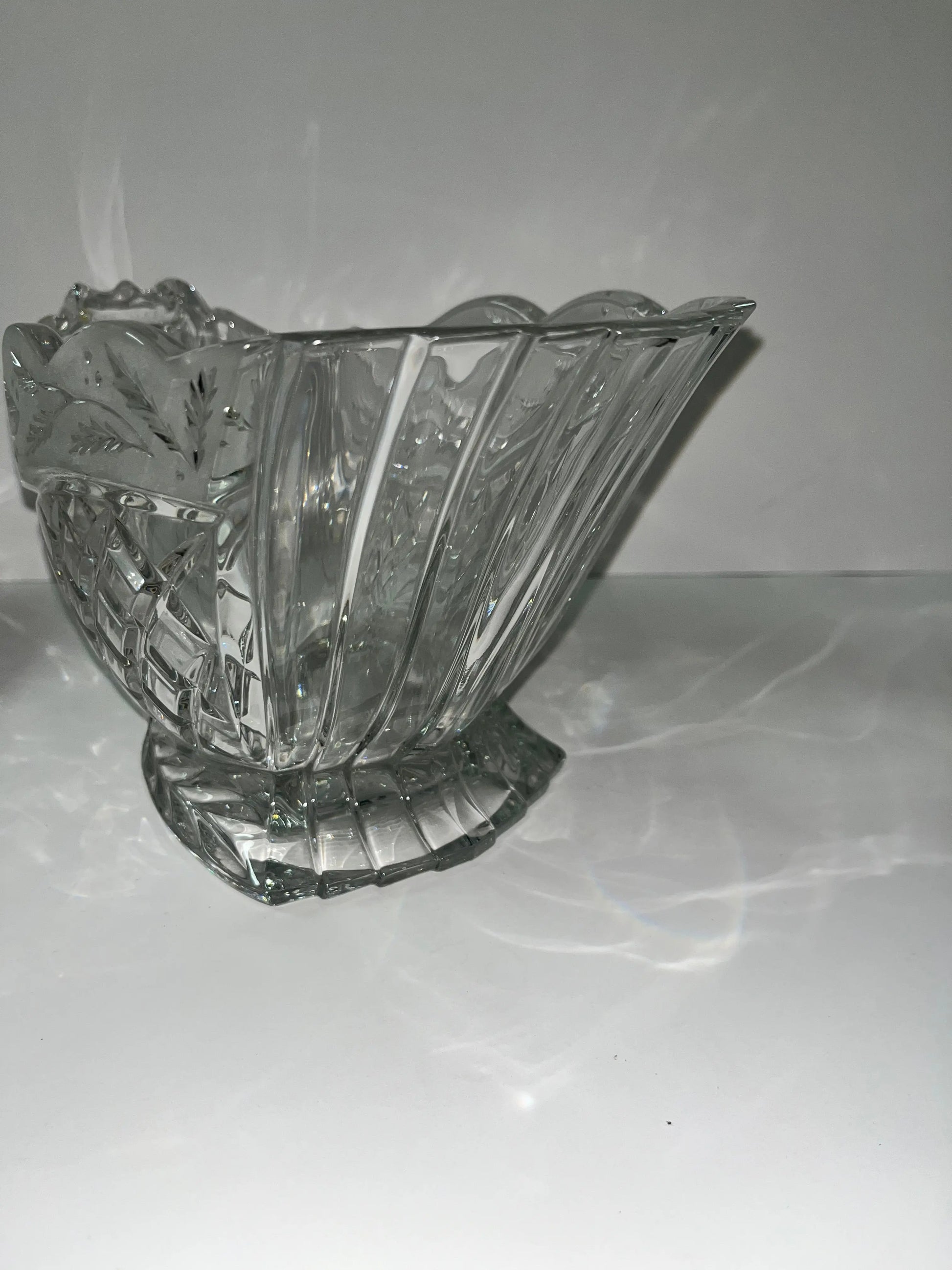 Waterford Marquis Holiday Sleigh Crystal Bowl - Finest Antique